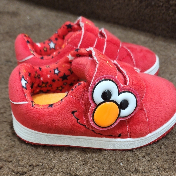 Sesame Street Shoes Sesame Street Elmo Shoes Poshmark
